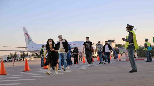 Arrivée à l’aéroport d’Oujda-Angad des Marocains rapatriés de la Turquie