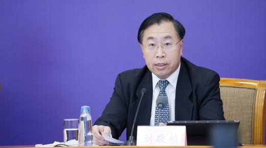 استقالة رئيس شركة سينوفارم الصينية التي ينتظر المغرب الحصول على لقاحها