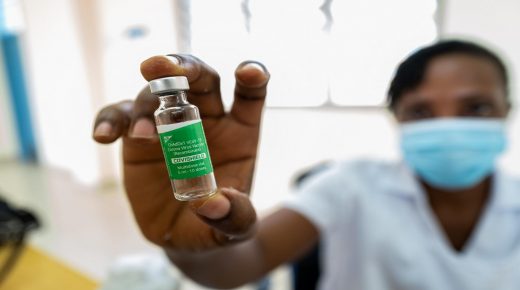 منظمة الصحة العالمية: نقص اللقاحات يزيد من خطر موجة جديدة لكورونا في إفريقيا