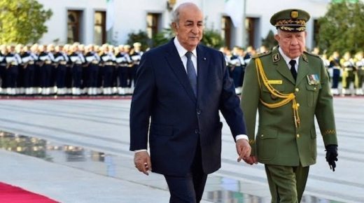 “جون أفريك” : سوء تدبير النظام الجزائري لحرائق القبائل والانتقادات الشديدة هي سبب قطعه للعلاقات الدبلوماسية مع المغرب