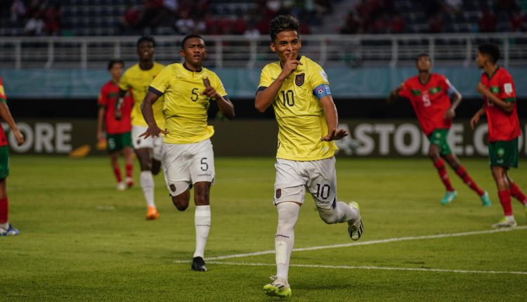 منتخب أقل من 17 سنة يقلص من فرص تأهله للدور الثاني لمونديال أندونيسيا بخسارة مفاجئة أمام الإكوادور